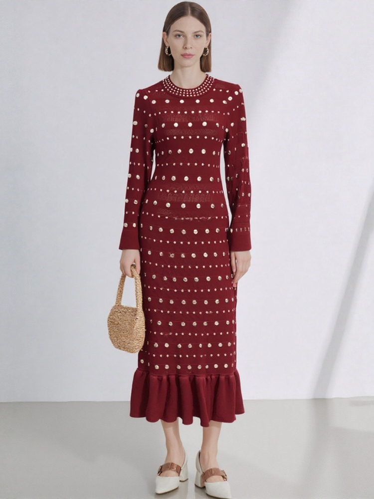 Winter Clothing Pictures - Nowa czerwona sukienka z dzianiny z