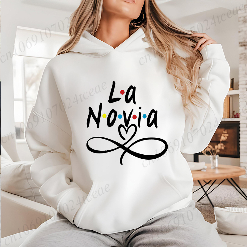 Winter Clothing In Spanish - Bluza z kapturem La Novia dla
