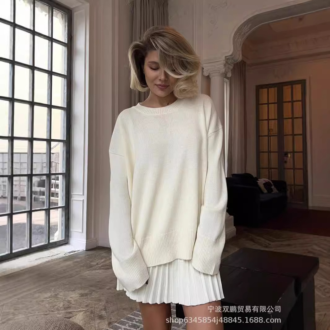 Jesienny sweter z dekoltem w j – Clothing Style Winter recenzja i cena